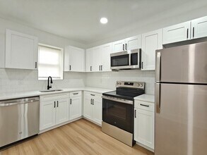 143 N Conestoga St in Philadelphia, PA - Building Photo - Building Photo
