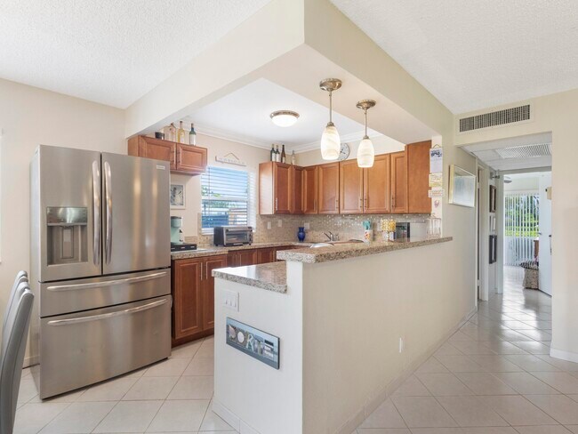 732 Monaco P in Delray Beach, FL - Building Photo - Building Photo