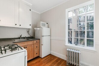 285 Harvard St, Unit #110 in Cambridge, MA - Building Photo - Building Photo