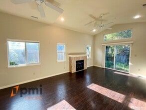891 Merle Ave in Martinez, CA - Building Photo - Building Photo