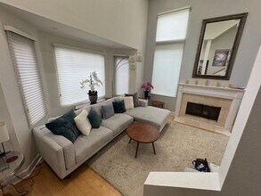 4365 Troost Ave in Los Angeles, CA - Building Photo - Building Photo