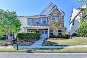 4032 Ridge Grove Way in Suwanee, GA - Building Photo - Building Photo