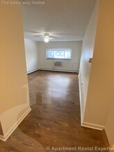 240 Belmont St, Unit #33 in Malden, MA - Foto de edificio - Building Photo