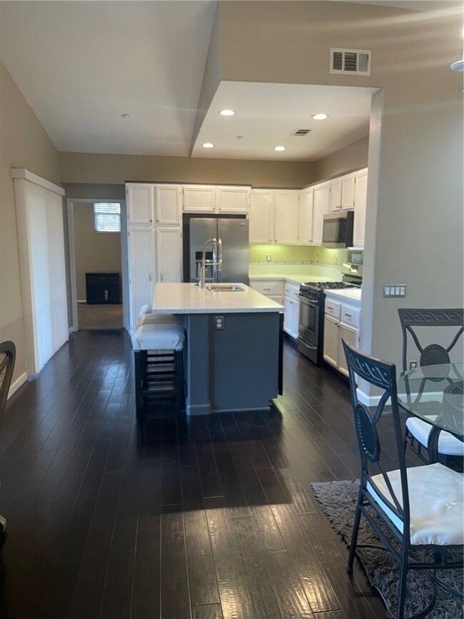 27891 Cactus Ave in Moreno Valley, CA - Building Photo - Building Photo