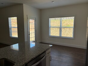 218 Eclipse Ln in Knoxville, TN - Building Photo - Building Photo