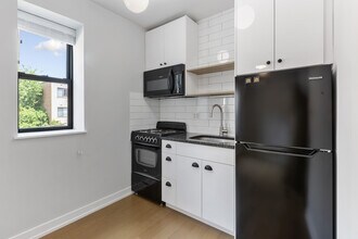 6019 N Winthrop Ave in Chicago, IL - Building Photo - Building Photo