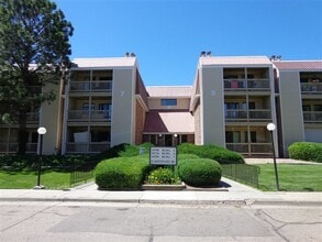 14740 E Kentucky Dr in Aurora, CO - Building Photo - Building Photo