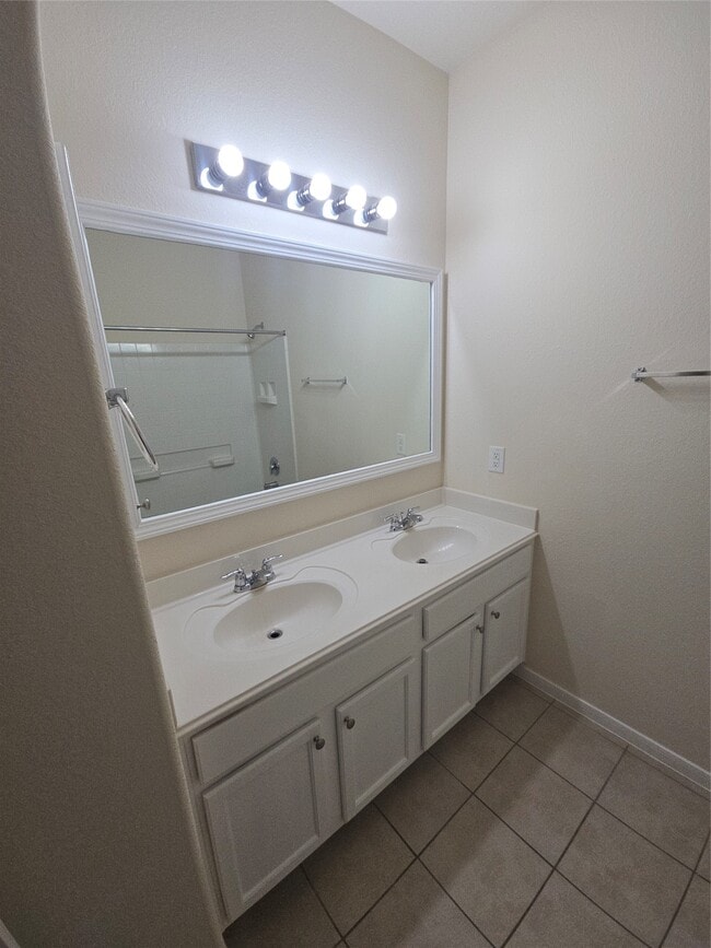 6702 Castle Terrace Ct