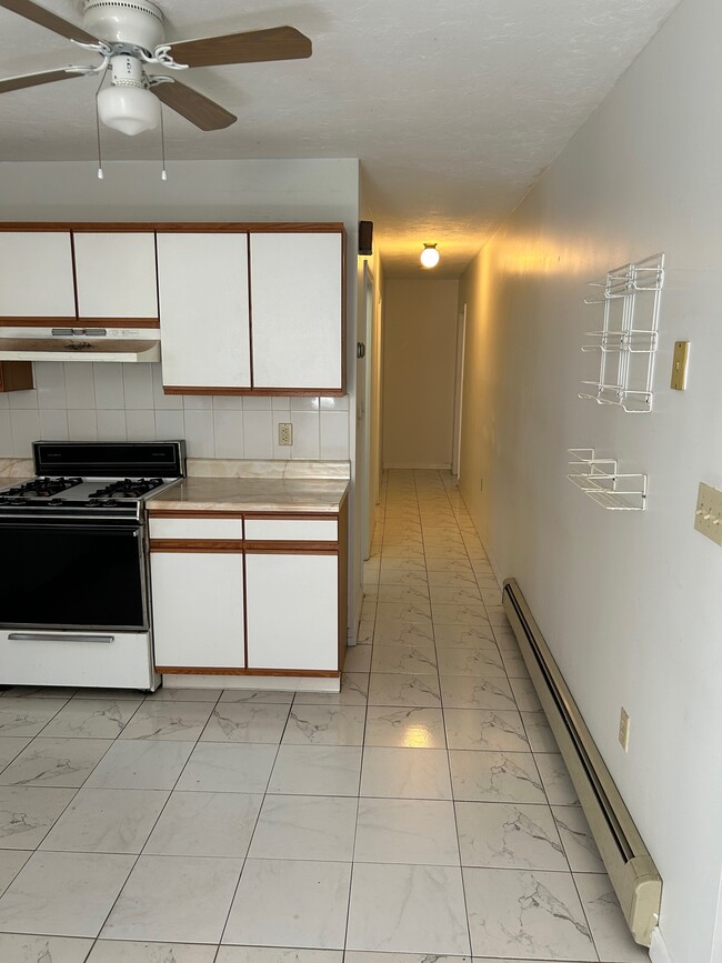 7 Winthrop Ct in Medford, MA - Building Photo - Building Photo