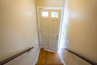 2921 Olga Pl in Jacksonville, FL - Building Photo - Building Photo