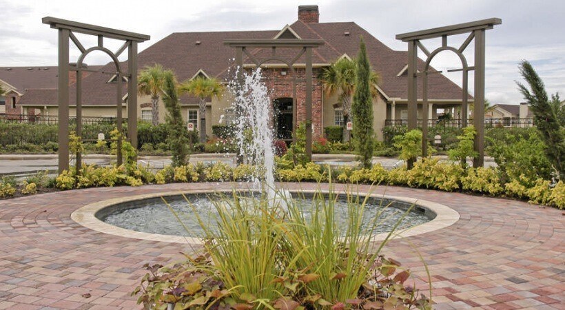 3102 W Bay Area Blvd in Friendswood, TX - Building Photo