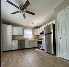 2822 Airwood Dr in Nashville, TN - Foto de edificio - Building Photo