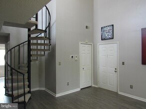 1607 Airy Hill Ct in Crofton, MD - Building Photo - Building Photo
