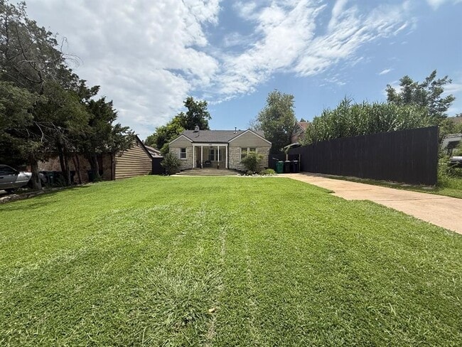 property at 1702 NW 38th St