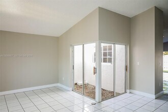 5860 SW 150th Ave in Miami, FL - Building Photo - Building Photo