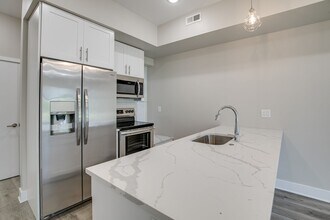 2015 N College Ave in Philadelphia, PA - Building Photo - Building Photo