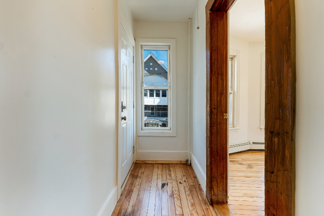 51 Frederic St in Portland, ME - Building Photo - Building Photo