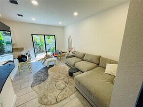 764 NE 206th Terrace in Miami, FL - Building Photo - Building Photo