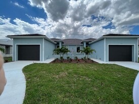 162 Madrid Blvd in Punta Gorda, FL - Building Photo
