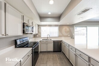 4855 W North Ln in Glendale, AZ - Building Photo - Building Photo