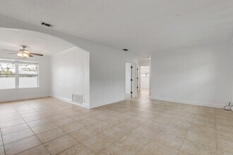 2130 Pope Ave in South Daytona, FL - Building Photo - Building Photo