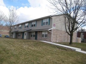 602 Hillview Apartamentos