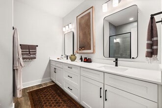 HARMON Melissa by Crescent Communities in Melissa, TX - Foto de edificio - Building Photo