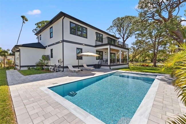 1542 Bayshore Blvd in Dunedin, FL - Building Photo - Building Photo