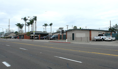 Wilson Street Apartments in Costa Mesa, CA - Building Photo - Building Photo