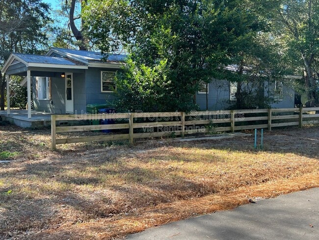 property at 223 Myrtle Ave