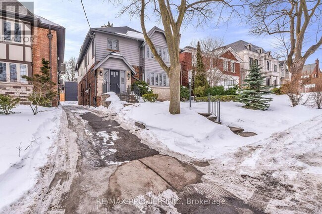 5 Killarney Rd in Toronto, ON - Building Photo - Building Photo