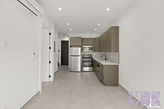 39 Aberdeen St in Brooklyn, NY - Building Photo - Building Photo