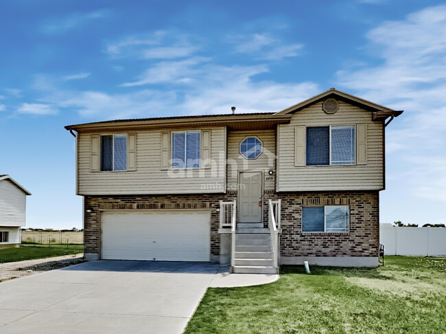 property at 2715 W 2300 S