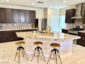 2365 Florindo Walk in Henderson, NV - Building Photo - Building Photo