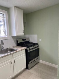 1403 Fairbanks St photo'