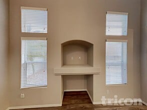 7900 Hornbeam Ct in Las Vegas, NV - Foto de edificio - Building Photo