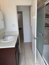 13401 Victory Blvd, Unit #1 in Van Nuys, CA - Building Photo - Building Photo