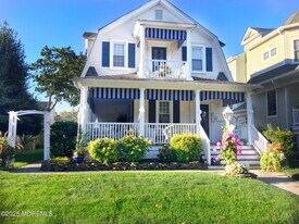 327 Woodland Ave in Avon By The Sea, NJ - Building Photo