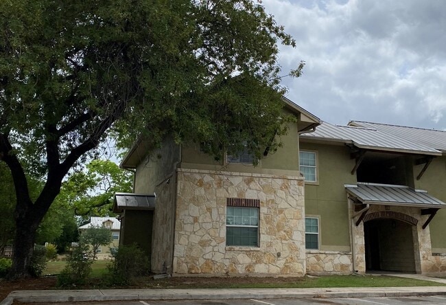 property at 779 W Mayfield Blvd