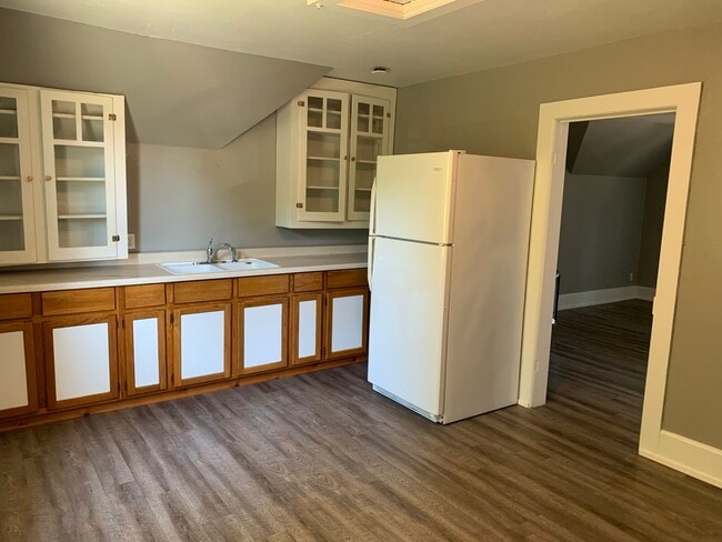 1201 Steele St, Unit Upper