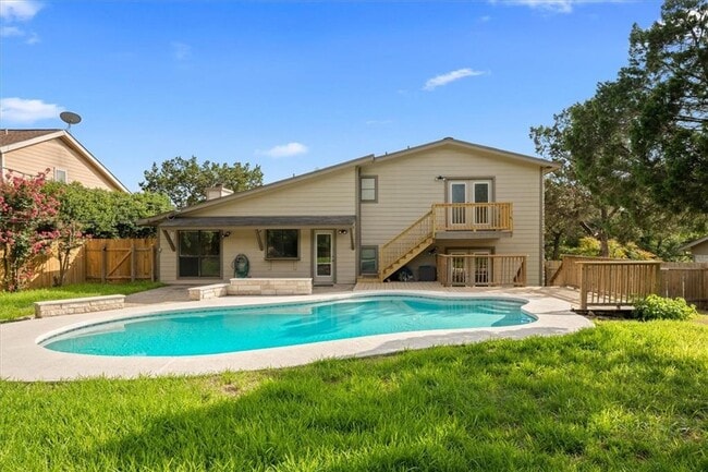 property at 6100 Danwood Dr