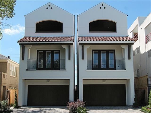3717 Newhouse St in Houston, TX - Building Photo