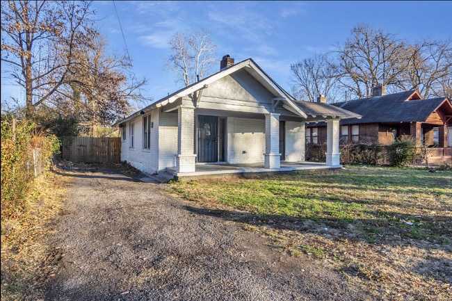 696 Inez St in Memphis, TN - Building Photo - Building Photo