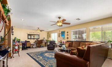 18449 W Westfall Way in Surprise, AZ - Building Photo - Building Photo