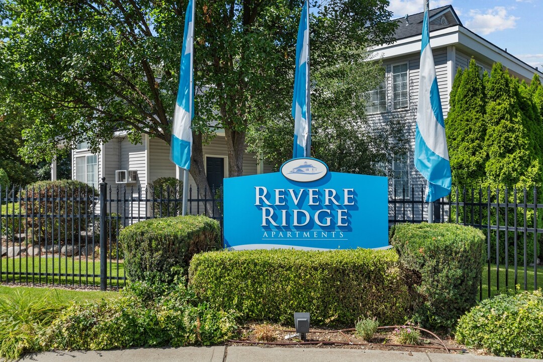 Revere Ridge in Spokane Valley, WA - Foto de edificio