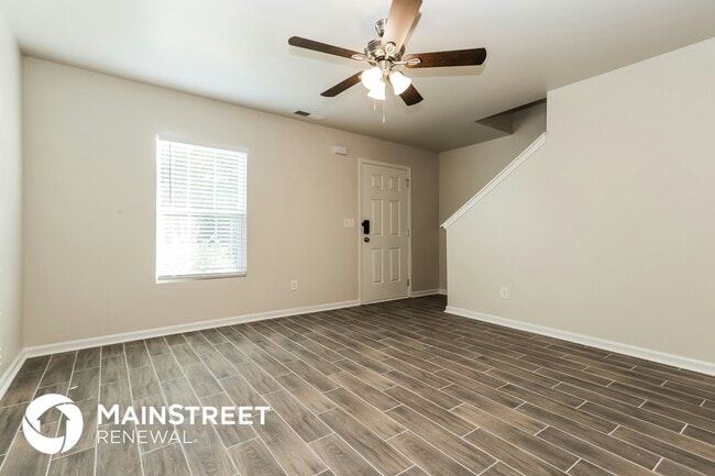 135 SONOMA WOOD Trl in Covington, GA - Foto de edificio - Building Photo