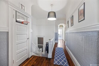 1058 Divisadero St, Unit 1058 in San Francisco, CA - Foto de edificio - Building Photo