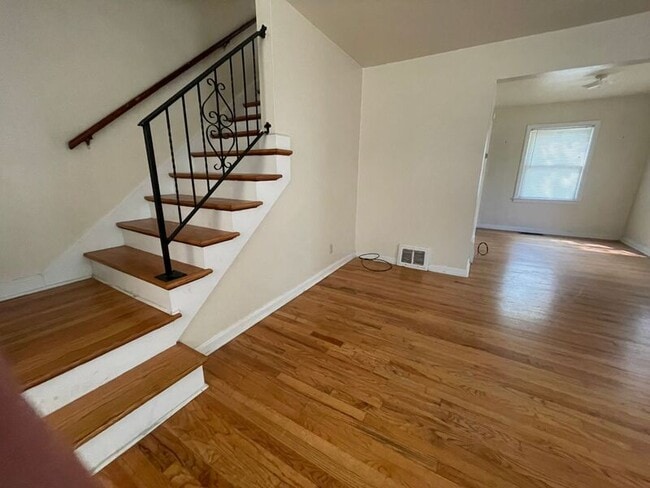 1822 S Vermont Ave in Independence, MO - Building Photo - Building Photo