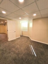 218 W Kanesville Blvd in Council Bluffs, IA - Building Photo - Building Photo