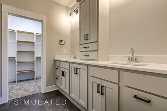 8100 Nathan Ct in Lincoln, NE - Building Photo - Building Photo